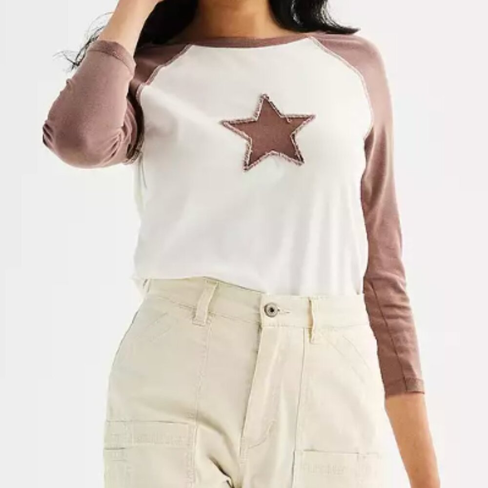 Juniors' Almost Famous 3/4 Sleeves Patch Raglan Top Size Medium NWT - Picture 5 of 5